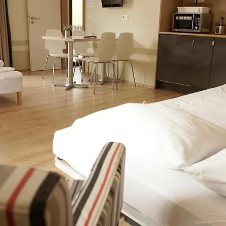 Aparthotel Fuerjes Apartmanhaz